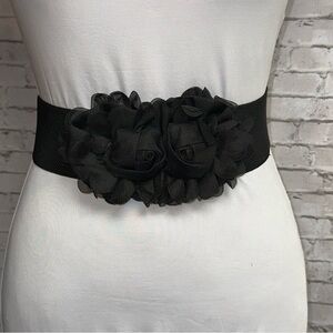 Black Belt Women's XS Floral Accent Snap Buckle Stretch 24in Waist